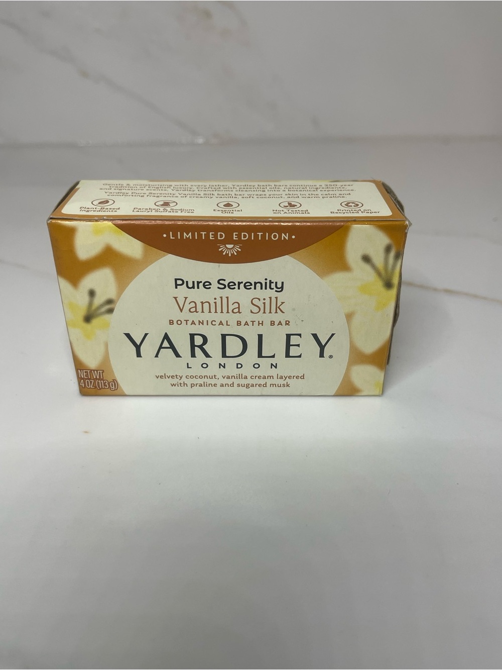 Pure Serenity Vanilla Silk Botanical Bath Bar - Cream/Gold